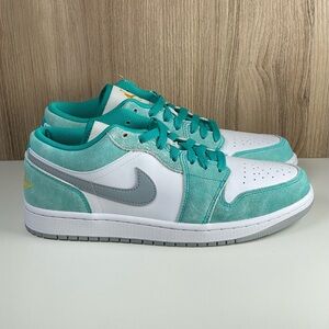 Air Jordan 1 Low SE Emerald Green DN3705-301 Men's Size 8 / Women’s Size 9.5